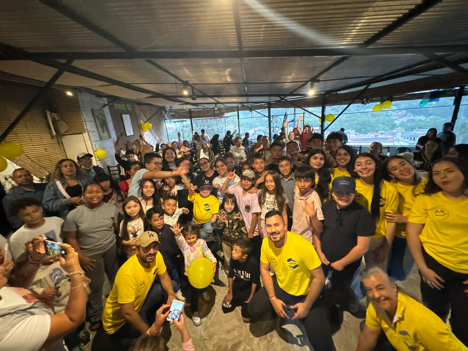 Jornada comunitaria con jóvenes